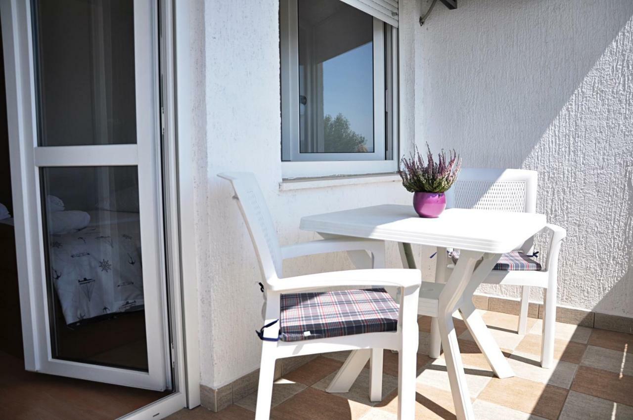 Sunrise Apartments And Studio Apartments Lokva Rogoznica Exterior foto